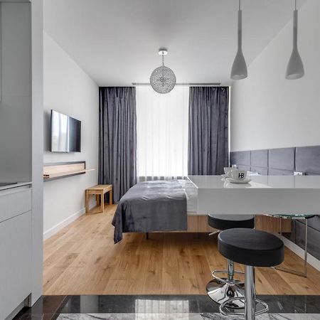 Basis Apartments - Adults Only Kyjev Exteriér fotografie