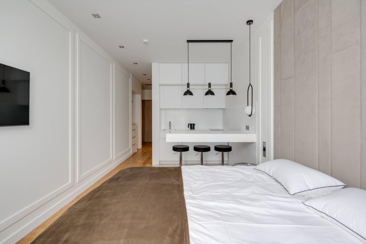 Basis Apartments - Adults Only Kyjev Exteriér fotografie