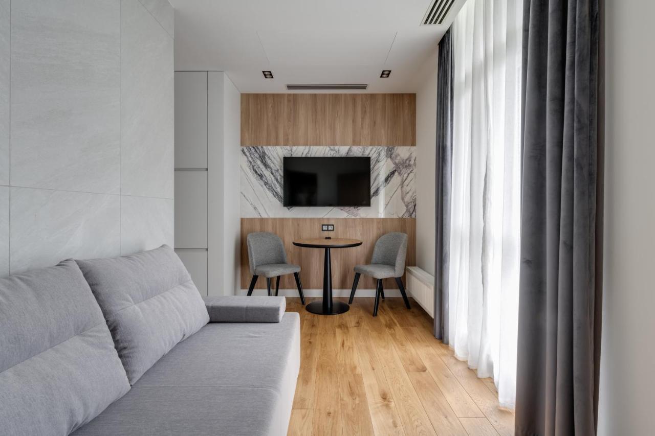 Basis Apartments - Adults Only Kyjev Exteriér fotografie