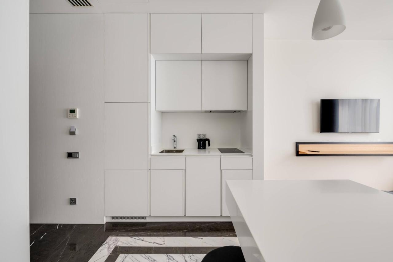Basis Apartments - Adults Only Kyjev Exteriér fotografie